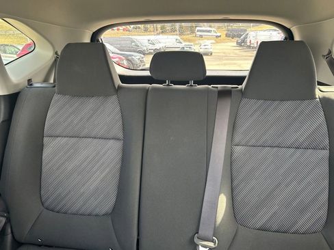 Used 2024 Kia Seltos LX image 16