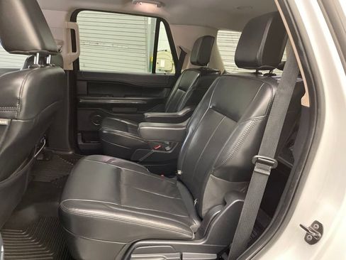Used 2022 Ford Expedition XLT RWD image 22