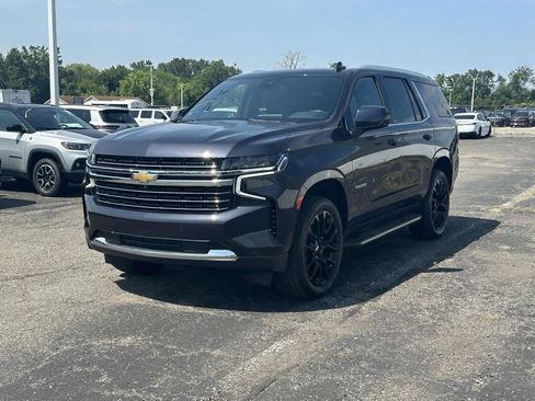 Used 2023 Chevrolet Tahoe LT w/ LT Signature Package AWD/4WD image 7