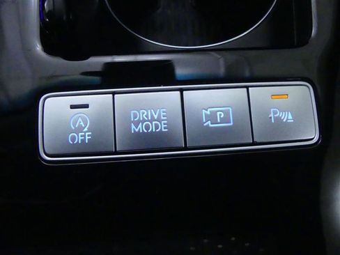 Used 2025 Genesis G80 2.5T image 20