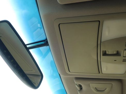 Used 2017 INFINITI QX70 3.7 w/ Premium Package image 43