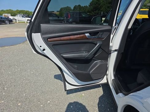 Used 2018 Audi Q5 2.0T Premium Plus AWD/4WD image 46