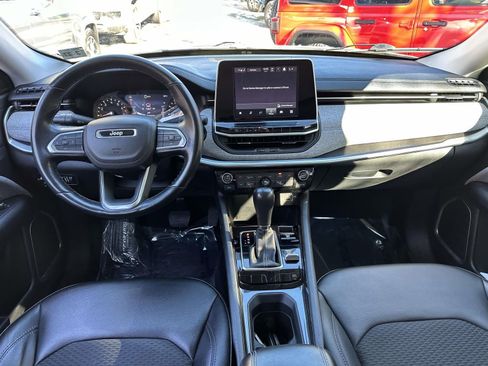 Used 2022 Jeep Compass Latitude w/ Convenience Group image 16