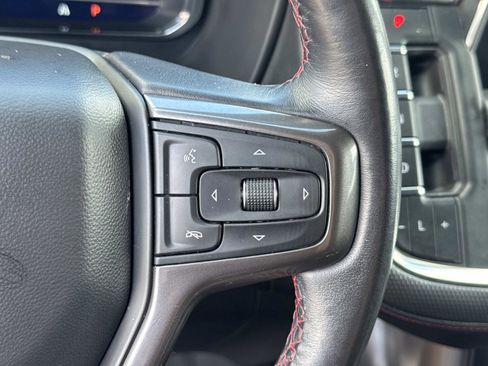 Used 2022 Chevrolet Suburban RST w/ Luxury Package image 12