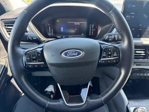 Used 2024 Ford Escape SE FWD image 27