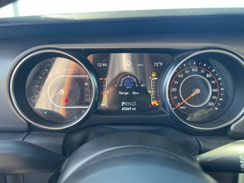 Used 2021 Jeep Wrangler Unlimited Sport image 11