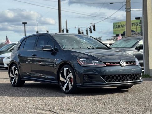Used 2020 Volkswagen GTI SE FWD image 3
