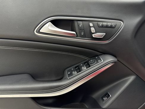 Used 2019 Mercedes-Benz CLA 250 image 35