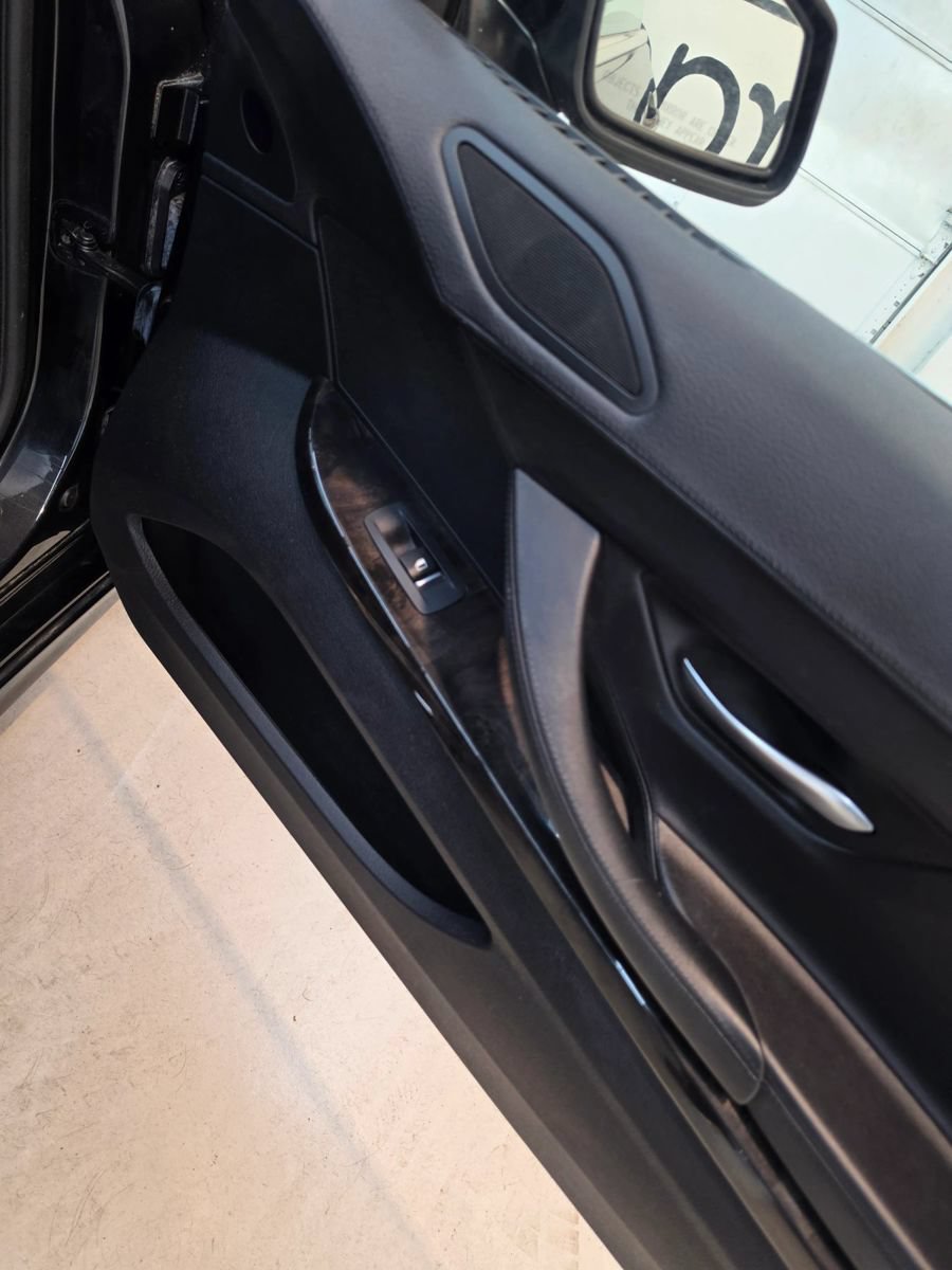 Used 2012 BMW 650i Convertible RWD image 40