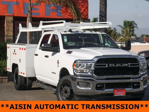 Used 2022 RAM 3500 Tradesman w/ Chrome Appearance Group AWD/4WD image 2