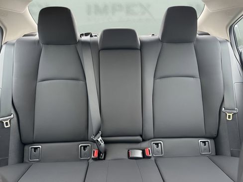 Used 2025 Toyota Corolla LE image 10