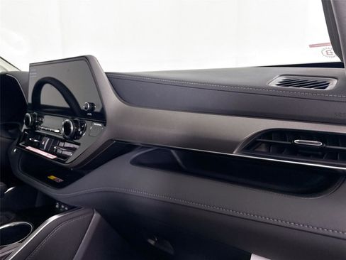 New 2026 Toyota Highlander Limited image 42
