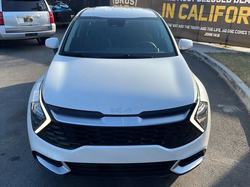 Used 2023 Kia Sportage LX AWD/4WD image 10