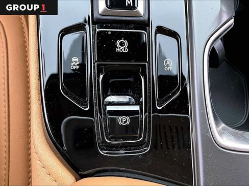 Used 2025 Lexus NX 250 FWD w/ Accessory Package (2T) image 32