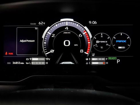 Used 2023 Toyota Tundra Platinum RWD image 32