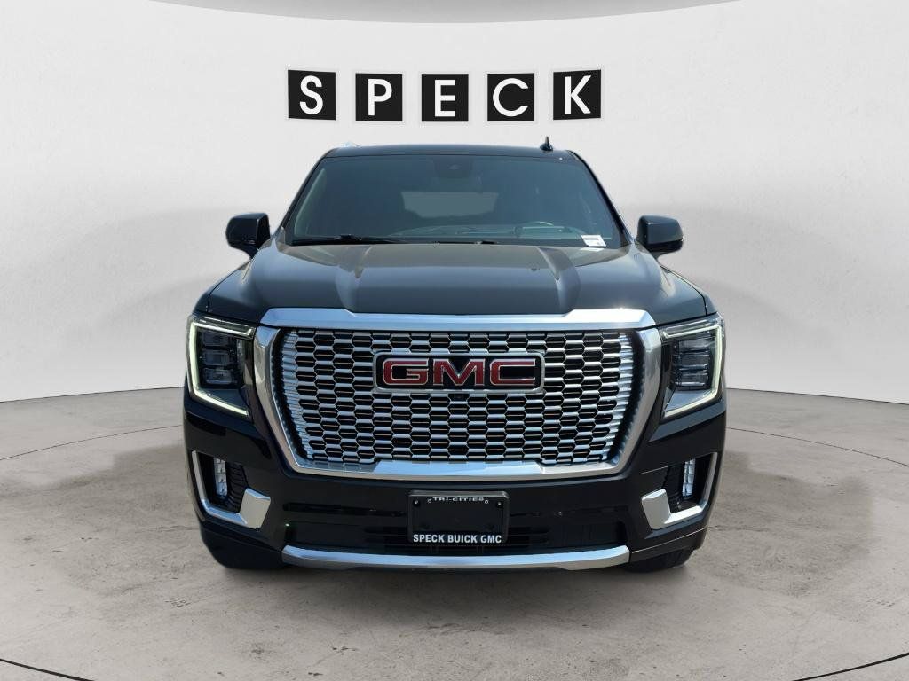 Used 2024 GMC Yukon Denali AWD/4WD image 8