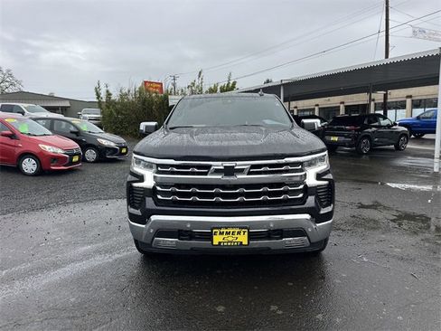Used 2022 Chevrolet Silverado 1500 LTZ image 8