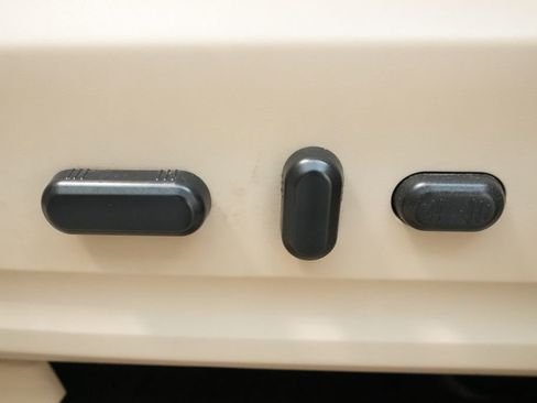 Used 2016 Ford Expedition Limited w/ Equipment Group 301A image 18