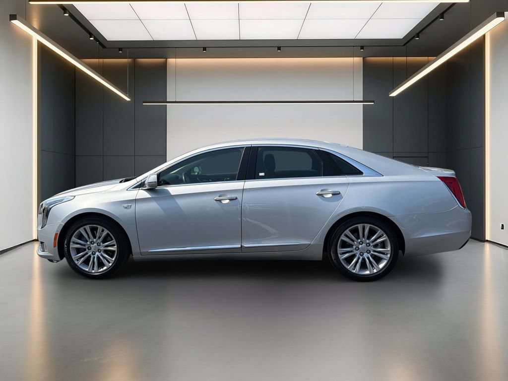 Certified 2018 Cadillac XTS Luxury FWD image 2