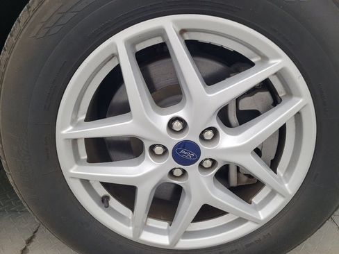 Used 2021 Ford Edge SEL FWD image 31