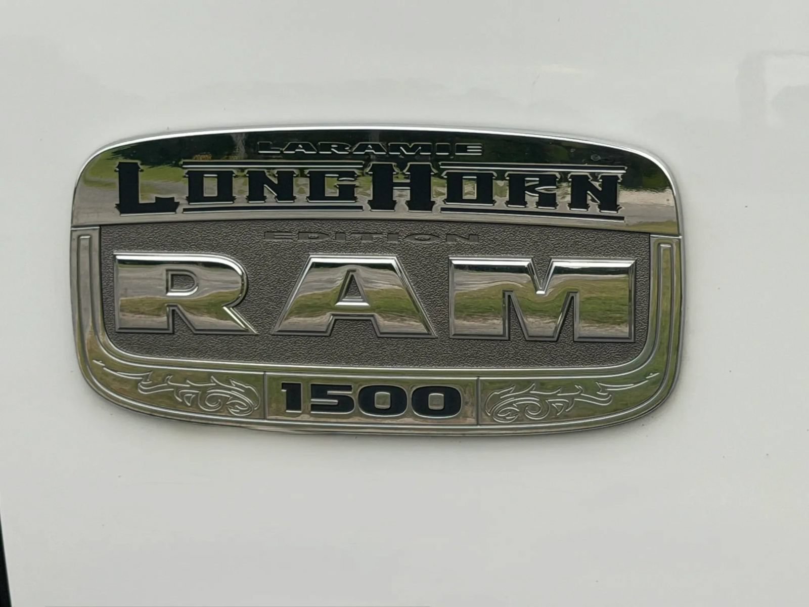 Used 2015 RAM 1500 Laramie Longhorn w/ Convenience Group AWD/4WD image 24