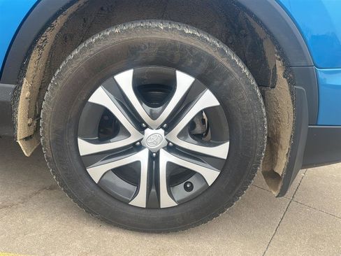 Used 2018 Toyota RAV4 LE w/ All Weather Liner Package image 11