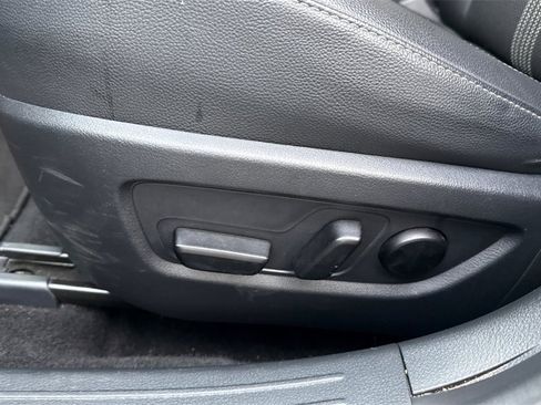 Used 2025 MAZDA CX-50 AWD 2.5 S w/ Preferred Package image 17