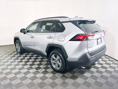 Used 2025 Toyota RAV4 XLE image 5