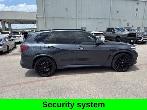 Used 2021 BMW X5 xDrive40i w/ M Sport Package AWD/4WD image 14