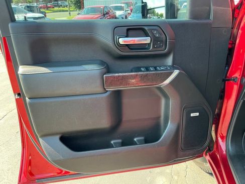 Used 2022 GMC Sierra 3500 Denali w/ Denali Ultimate Package AWD/4WD image 13