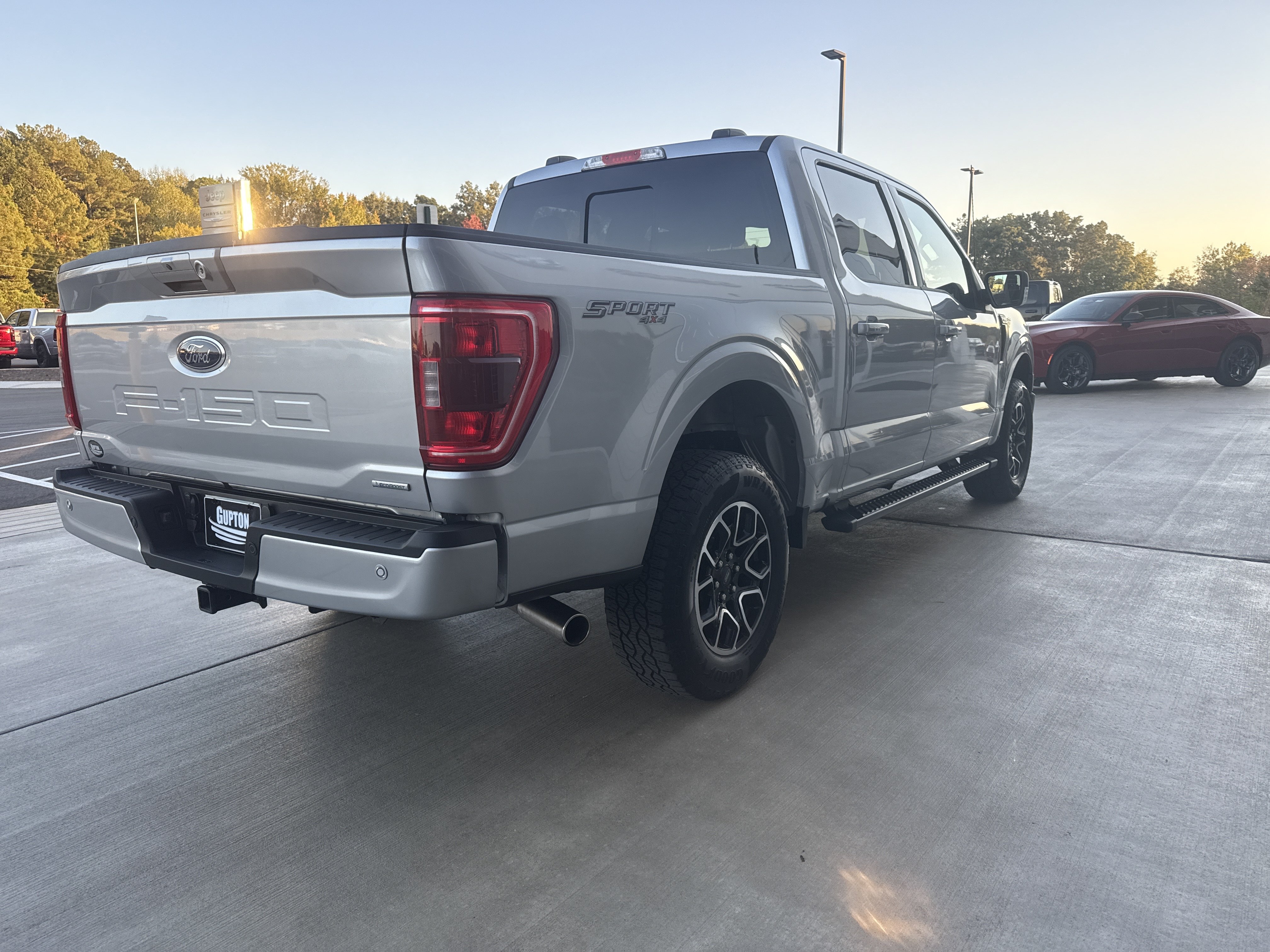 Used 2022 Ford F150 XLT w/ Equipment Group 302A High AWD/4WD image 4