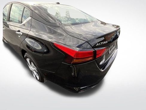 Certified 2025 Nissan Altima 2.5 S image 46