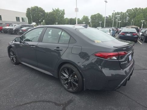 Used 2025 Toyota Corolla XSE FWD image 7