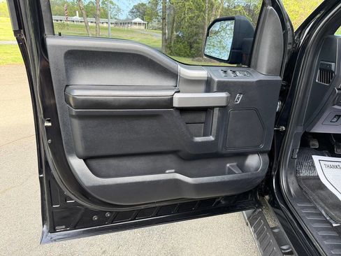 Used 2016 Ford F150 XLT w/ Equipment Group 302A Luxury image 17