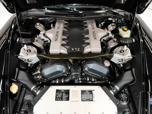 Used 2003 Aston Martin Vanquish image 4