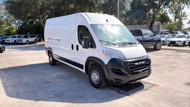 Used 2023 RAM ProMaster 2500 FWD image 11