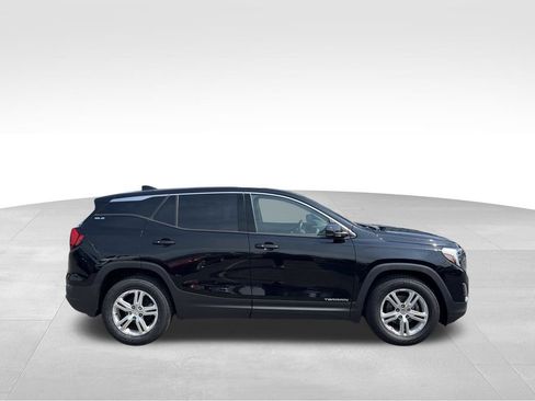 Used 2019 GMC Terrain SLE w/ LPO, Floor Liner Package FWD image 5