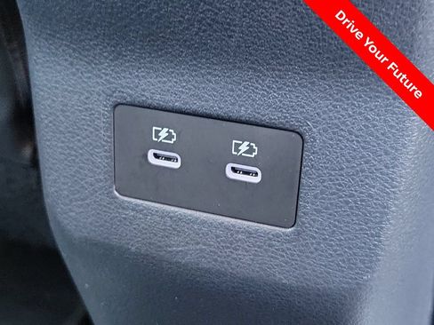 Certified 2026 Nissan Kicks SR FWD image 21
