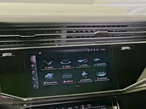 Used 2023 Audi SQ8 Prestige w/ Prestige Package AWD/4WD image 13