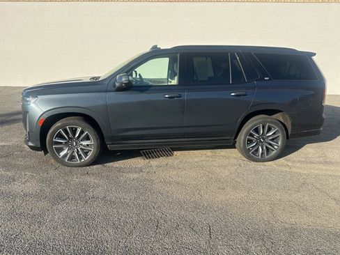 Used 2021 Cadillac Escalade Sport Platinum image 1