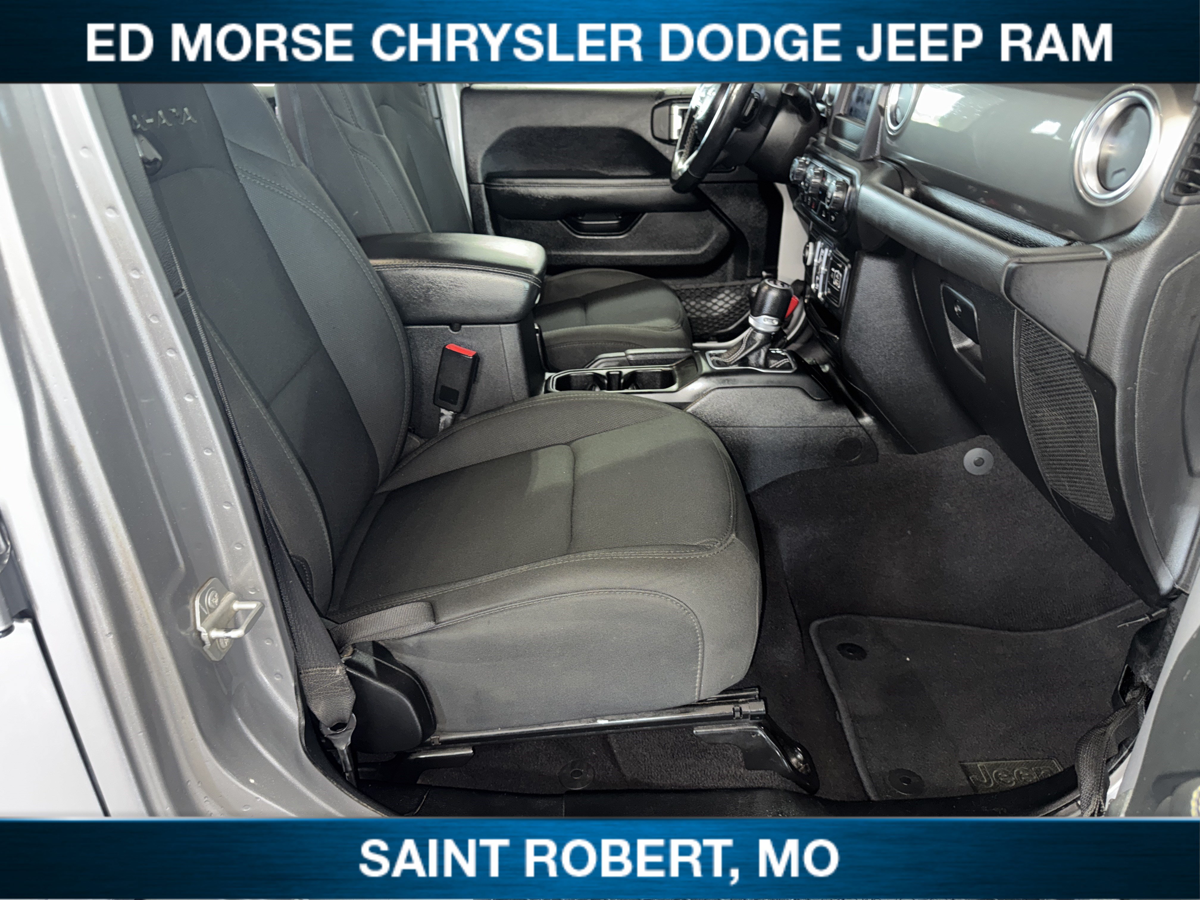 Used 2021 Jeep Wrangler Unlimited Sahara AWD/4WD image 14