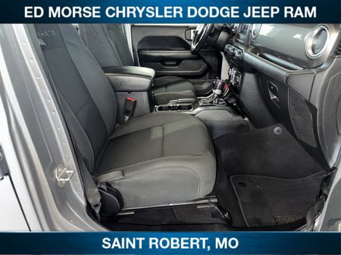 Used 2021 Jeep Wrangler Unlimited Sahara AWD/4WD image 14