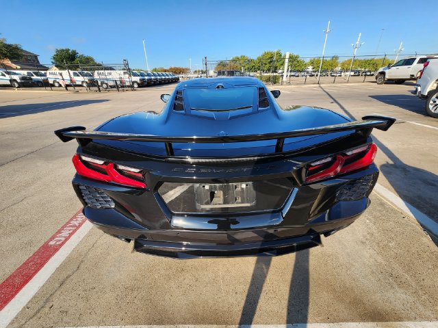 Used 2025 Chevrolet Corvette Stingray Preferred Cpe w/ Z51 Performance Package RWD image 5
