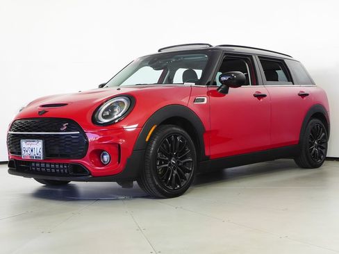 Used 2024 MINI Cooper Clubman S FWD image 2
