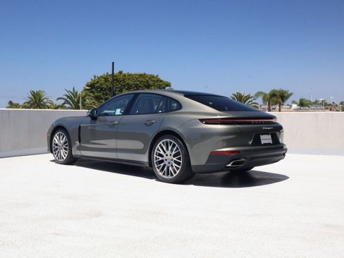 New 2026 Porsche Panamera image 3