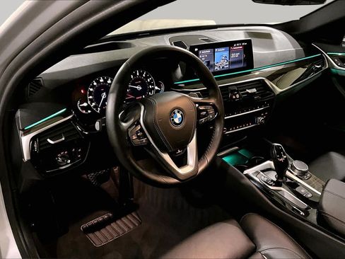 Used 2019 BMW 540i xDrive w/ Convenience Package AWD/4WD image 17