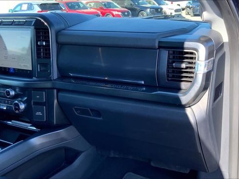 Certified 2023 Ford F250 Lariat w/ Chrome Package image 19