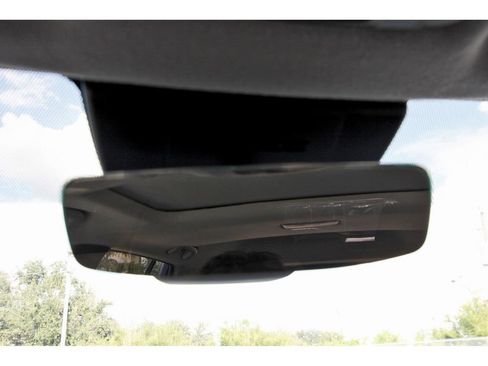 Used 2024 Toyota Corolla Cross XLE image 24