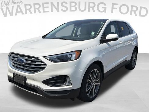 Used 2022 Ford Edge Titanium AWD/4WD image 3