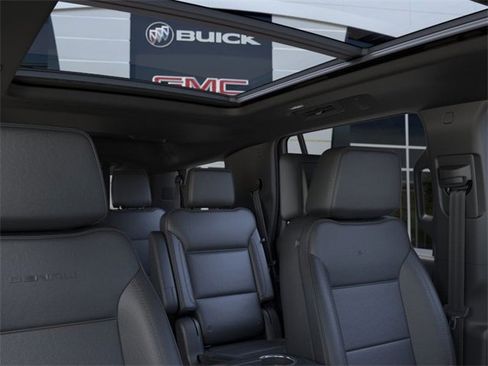 New 2026 GMC Yukon Denali w/ Advanced Technology Package image 24
